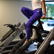 Afbeelding in Gallery-weergave laden, Sport legging Camo - Purple
